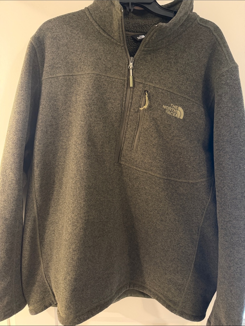 The North Face Men's Zip-Up Fleece Pullover - Olive